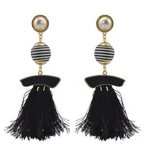 New ZARA Mod Geo Black Fringe Earrings